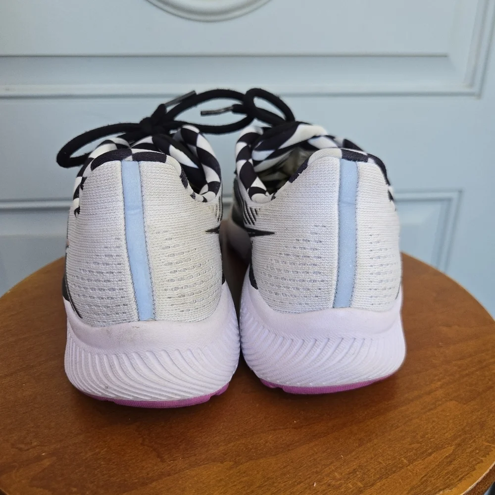 Saucony Guide 14 Running Sneakers